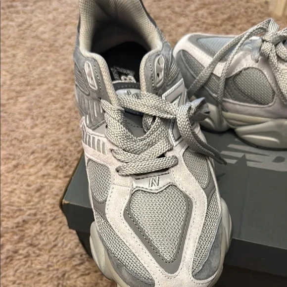 New Balance Men's Gray Sneakers - Picture 3 of 6